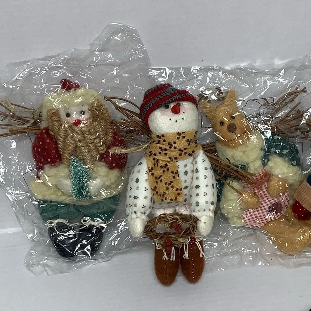 Lot of 5 Country Plush Decorations Ornaments Santa Snowman Reindeer Girl NEW